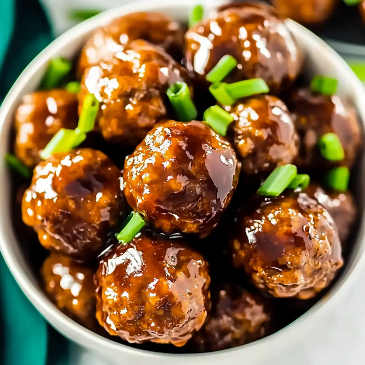 Easy Slow Cooker Honey Garlic Meatballs Recipe for Dinner